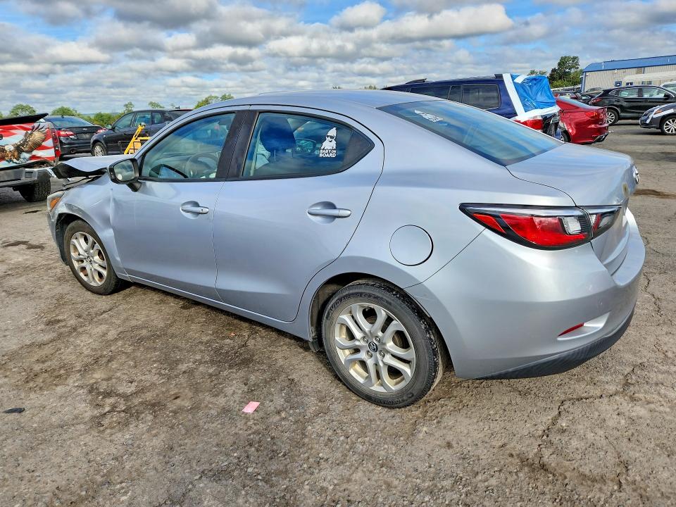 Снимка 2 от търг – 2017 TOYOTA YARIS IA с VIN 3MYDLBYV9HY152902