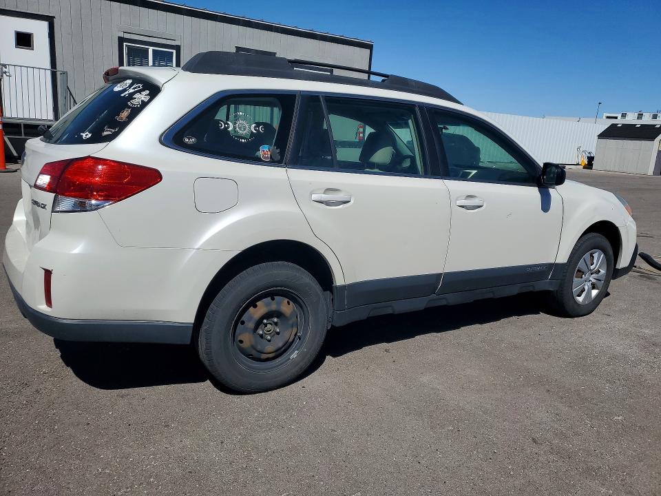 Photo 3 from auction – 2013 SUBARU OUTBACK with VIN 4S4BRCAC5D3242680