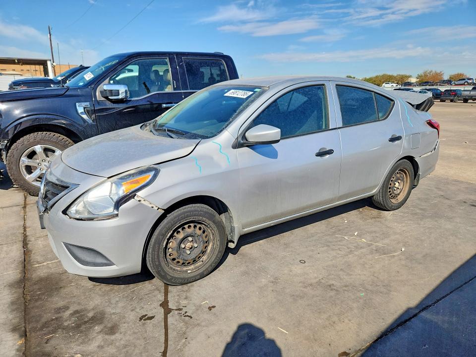 NISSAN VERSA 2016 with VIN 3N1CN7APXGL861642 - Photo from auction