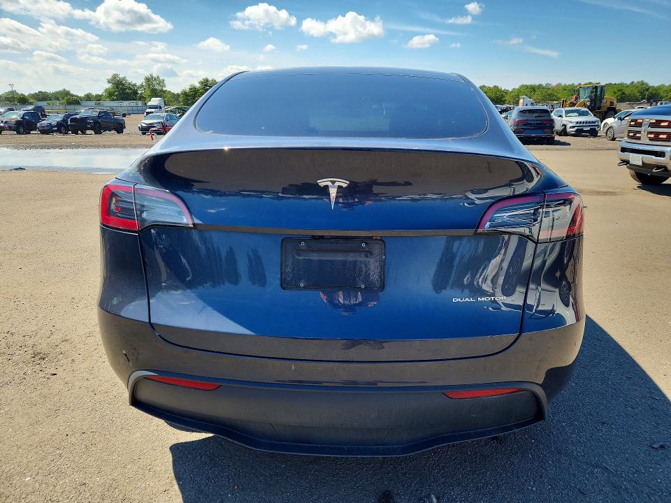 Снимка 6 от търг – 2024 TESLA MODEL Y с VIN 7SAYGDEEXRA283886