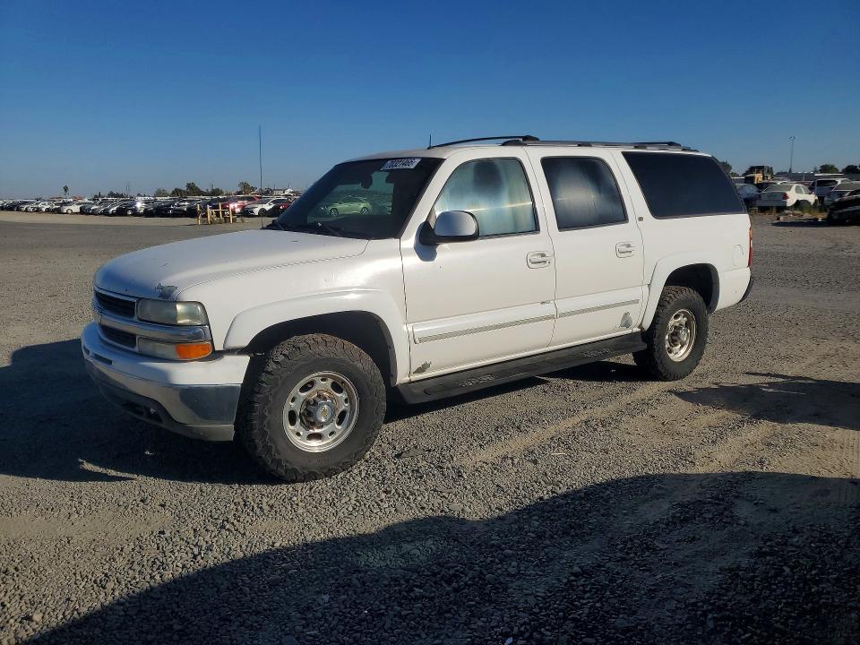 Photo 1 from auction – 2002 CHEVROLET SUBURBAN with VIN 3GNGK26G22G216320
