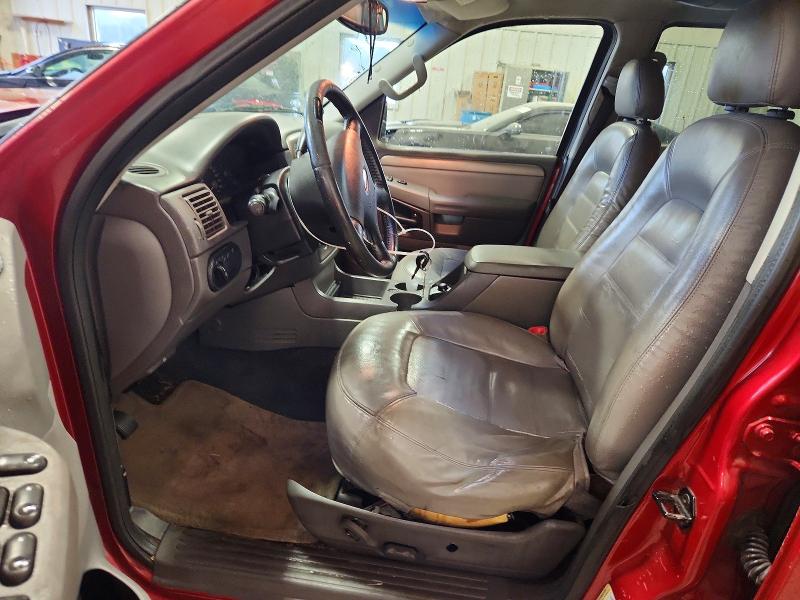 Photo 7 from auction – 2005 FORD EXPLORER with VIN 1FMZU63K95UA07214