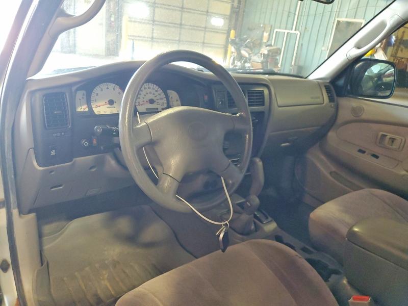 Photo 8 from auction – 2003 TOYOTA TACOMA with VIN 5TEWN72N83Z258686
