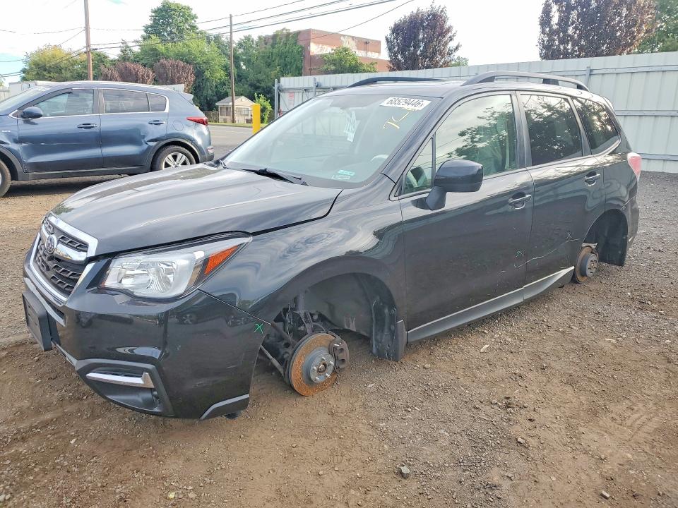 SUBARU FORESTER 2017 с VIN JF2SJAEC5HH417028 - Снимка от търг