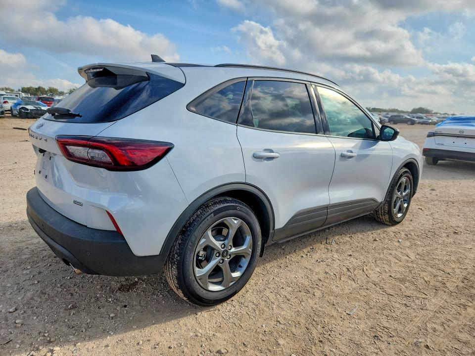 Снимка 3 от търг – 2025 FORD ESCAPE с VIN 1FMCU0MZ2SUB41931