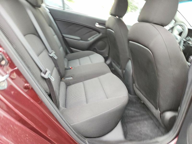 Photo 10 from auction – 2017 KIA FORTE with VIN 3KPFK4A75HE031867