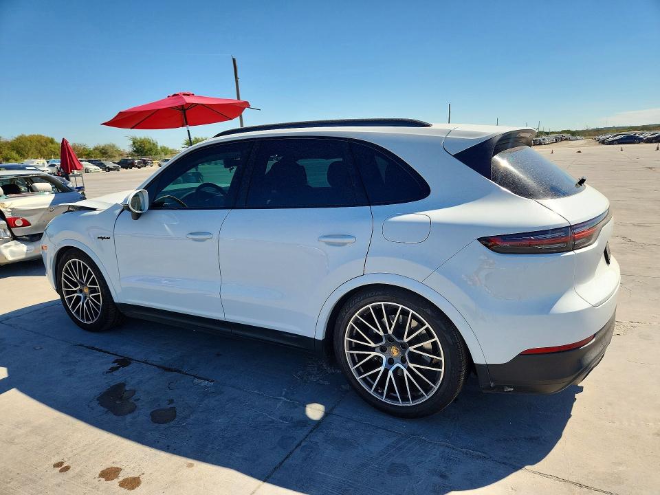 Photo 2 from auction – 2021 PORSCHE CAYENNE with VIN WP1AE2AY9MDA24350