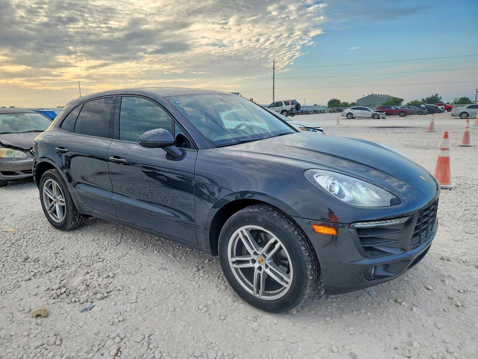 Photo 4 from auction – 2017 PORSCHE MACAN with VIN WP1AA2A57HLB05277