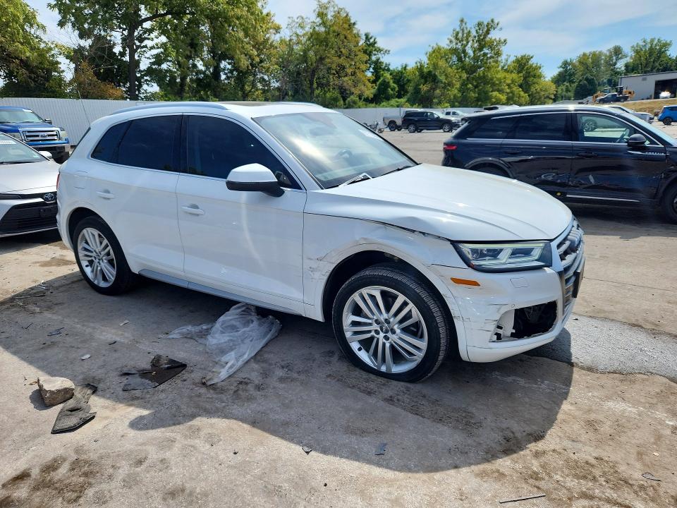 Photo 4 from auction – 2018 AUDI Q5 with VIN WA1BNAFY1J2029424