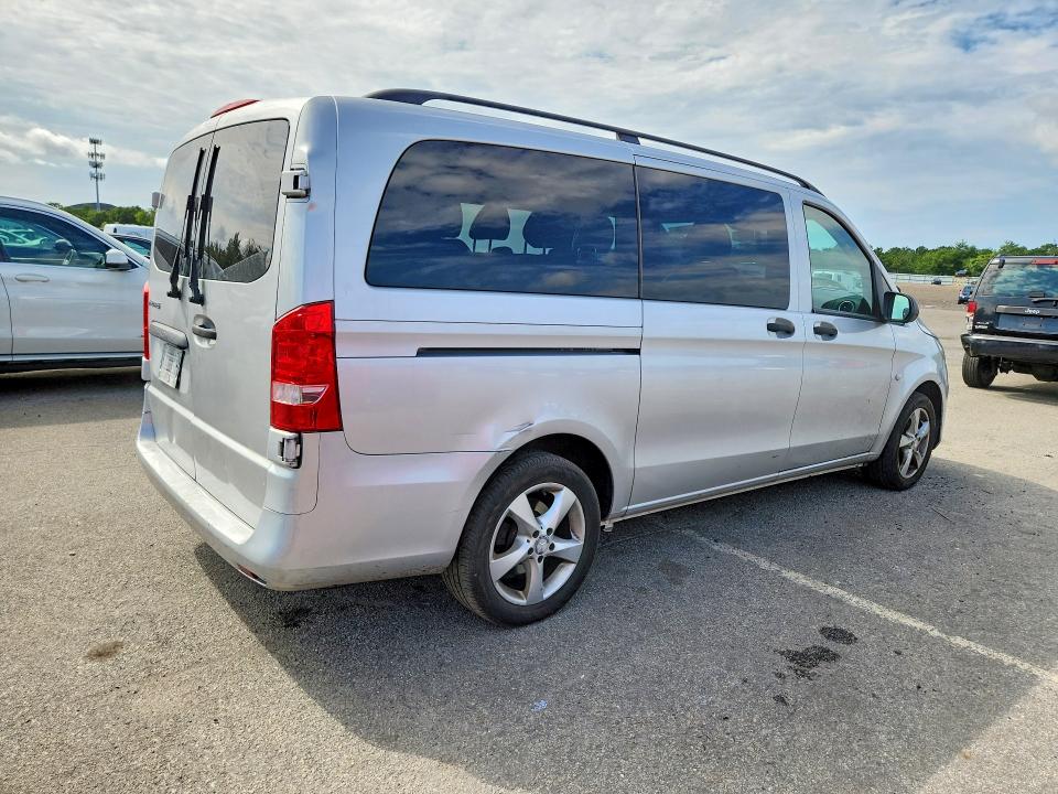 Photo 3 from auction – 2016 MERCEDES-BENZ METRIS with VIN WD4PG2EEXG3138041