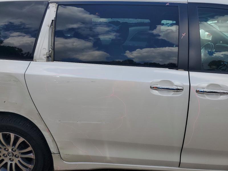 Photo 10 from auction – 2018 TOYOTA SIENNA with VIN 5TDYZ3DC1JS951174