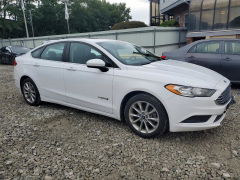 Photo 4 from auction – 2017 FORD FUSION with VIN 3FA6P0LU5HR286272