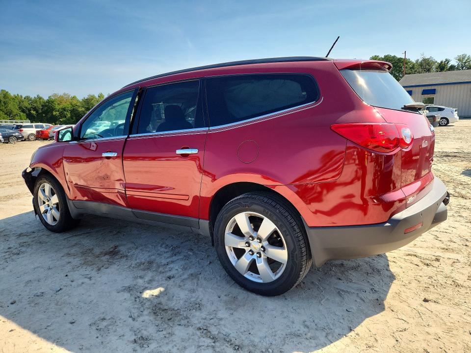 Снимка 2 от търг – 2012 CHEVROLET TRAVERSE с VIN 1GNKRGED4CJ182357