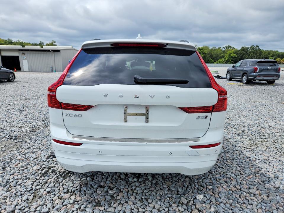 Снимка 6 от търг – 2022 VOLVO XC60 с VIN YV4L12RKXN1988204