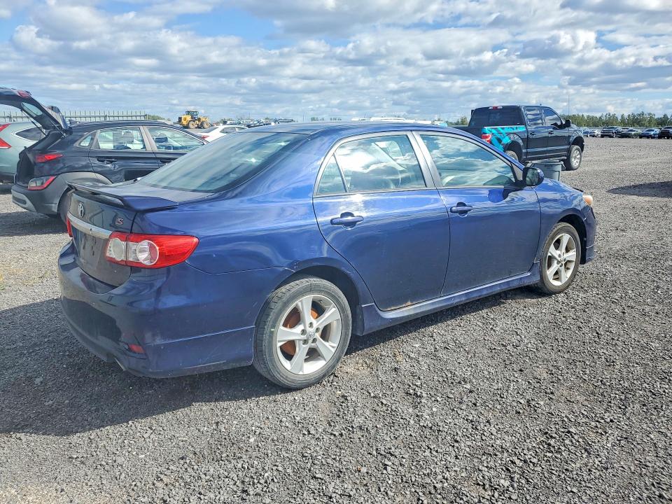 Photo 3 from auction – 2013 TOYOTA COROLLA with VIN 2T1BU4EE7DC119605
