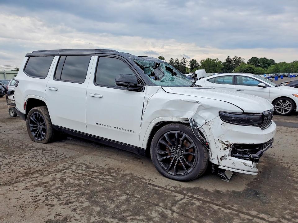 Снимка 4 от търг – 2024 JEEP GRAND WAGONEER с VIN 1C4SJVFP2RS159689