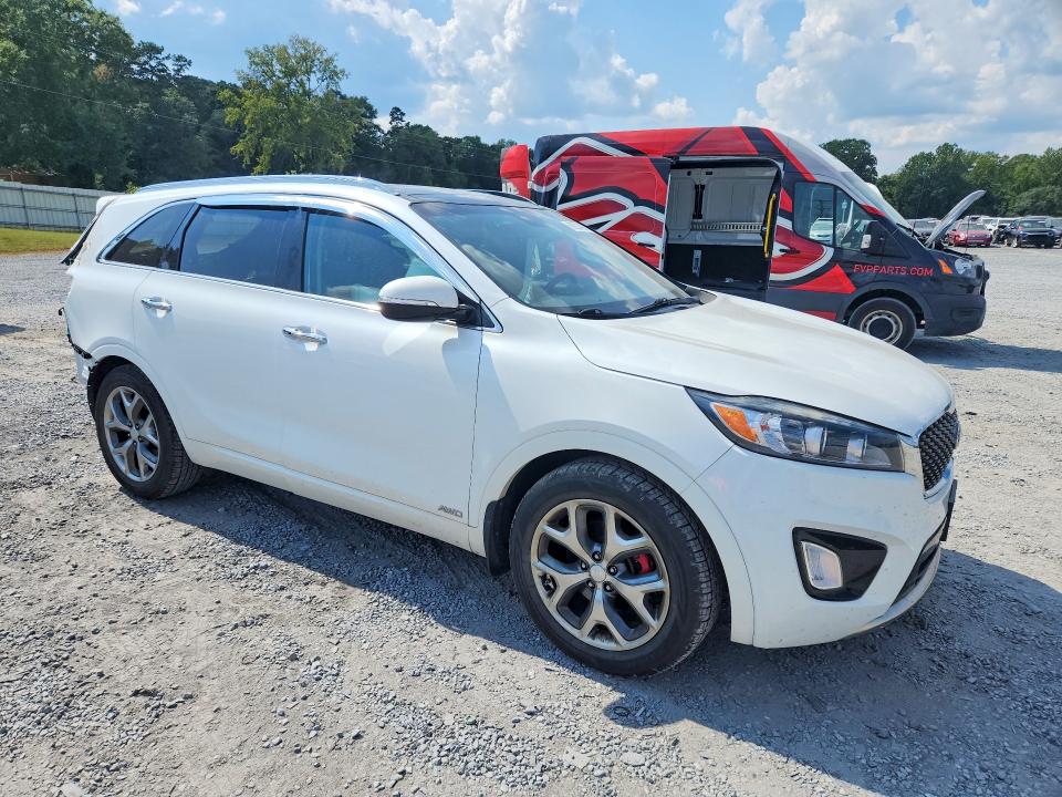 Снимка 4 от търг – 2017 KIA SORENTO с VIN 5XYPKDA56HG311903