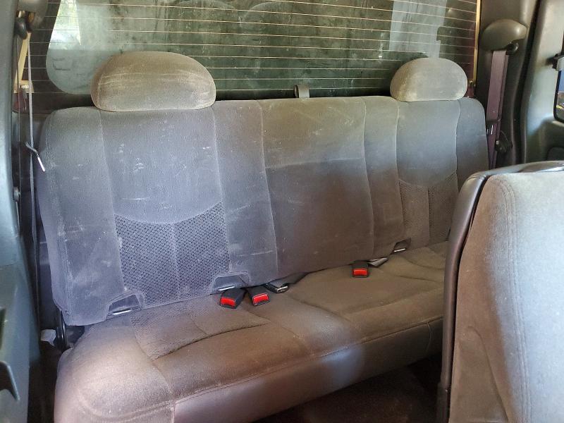 Photo 10 from auction – 2005 CHEVROLET SILVERADO with VIN 1GCEK19B75E226198
