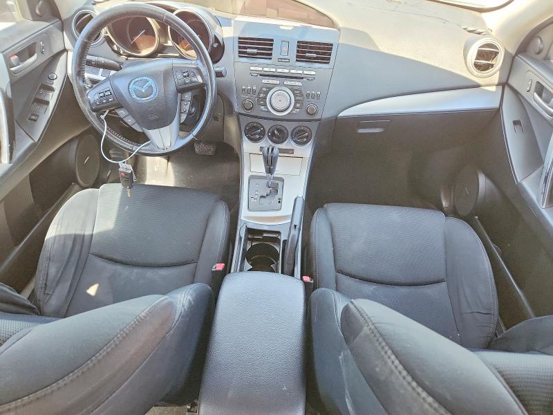 Photo 8 from auction – 2011 MAZDA 3 with VIN JM1BL1K56B1377945