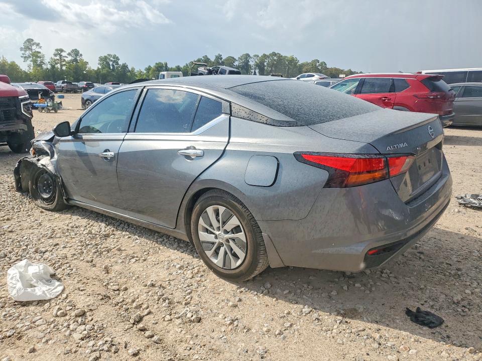 Photo 2 from auction – 2022 NISSAN ALTIMA with VIN 1N4BL4BV8NN342442