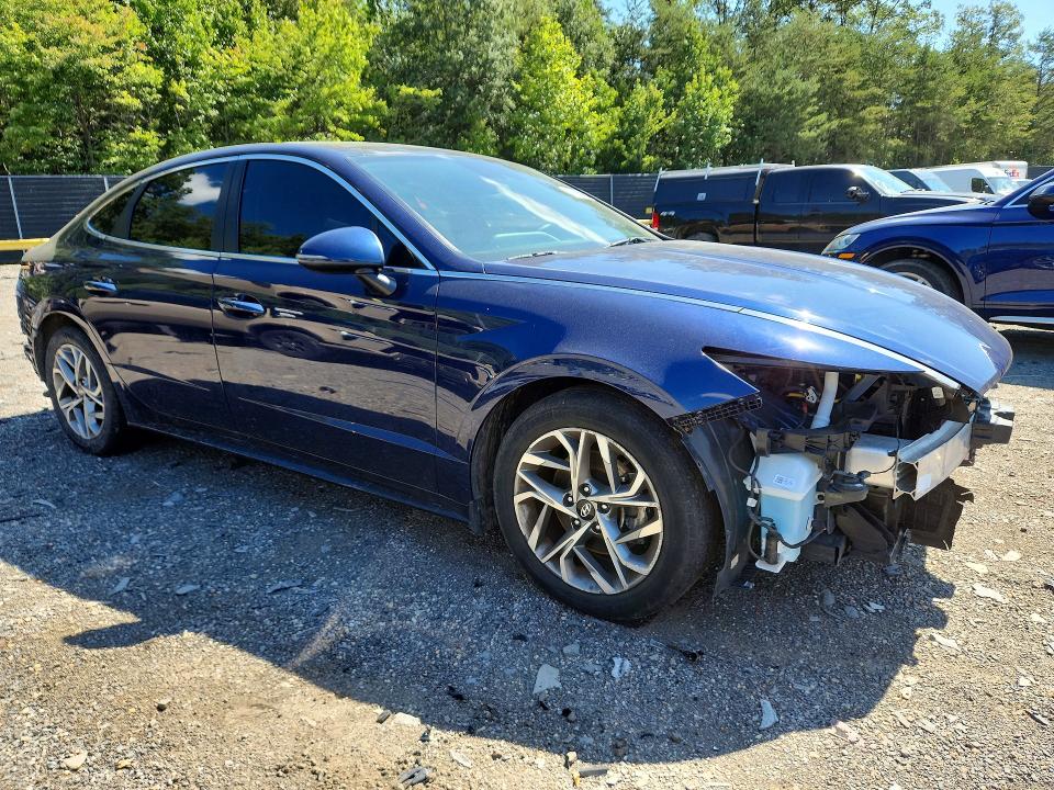 Photo 4 from auction – 2021 HYUNDAI SONATA with VIN 5NPEF4JA1MH089539