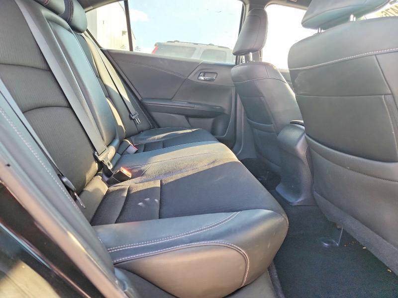 Снимка 10 от търг – 2017 HONDA ACCORD с VIN 1HGCR2F5XHA275979