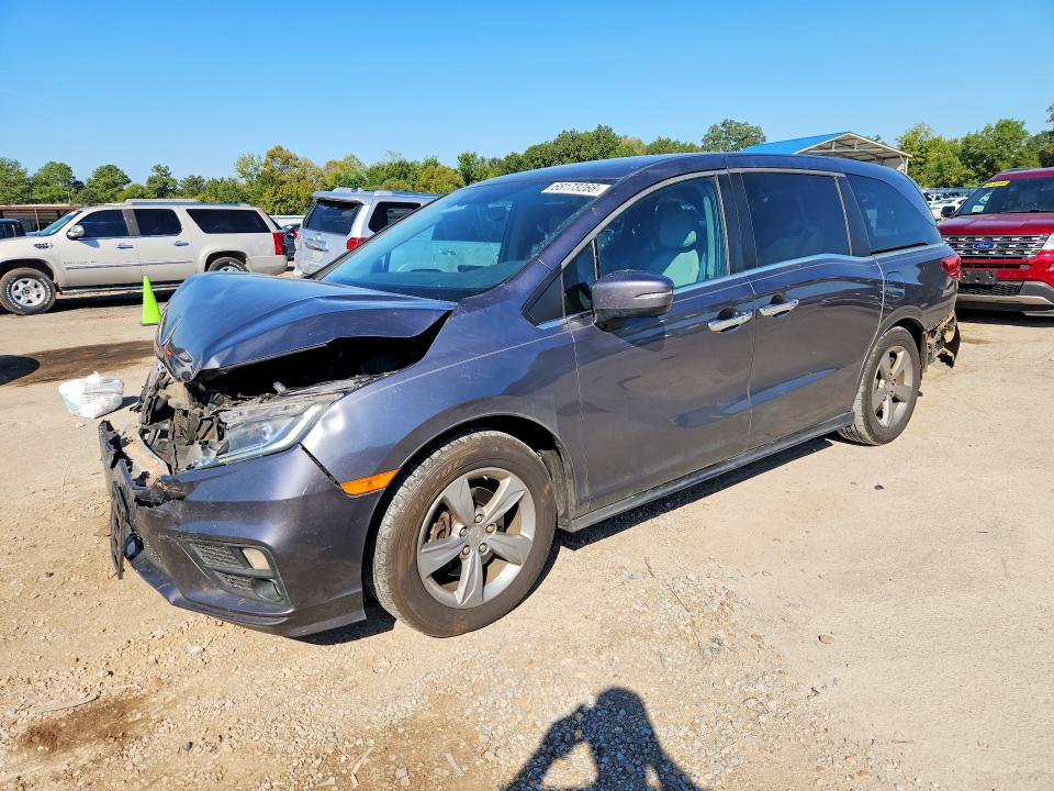 Снимка 1 от търг – 2018 HONDA ODYSSEY с VIN 5FNRL6H72JB026363