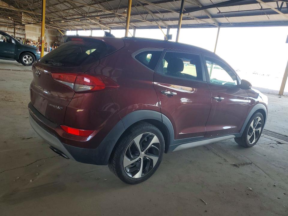 Фото 3 с аукциона – 2017 HYUNDAI TUCSON с VIN KM8J33A28HU499059