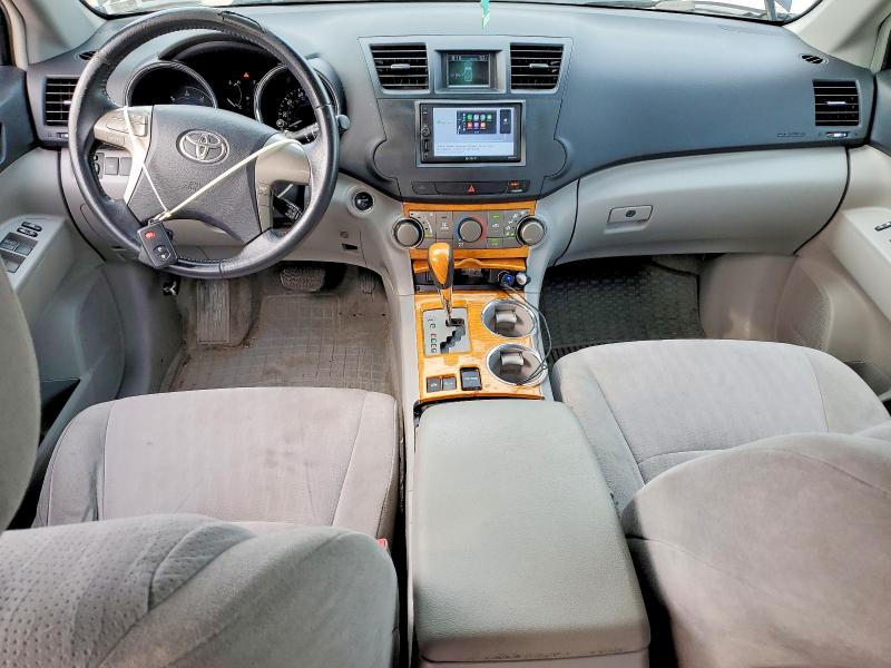 Photo 8 from auction – 2010 TOYOTA HIGHLANDER with VIN JTEBW3EHXA2038540