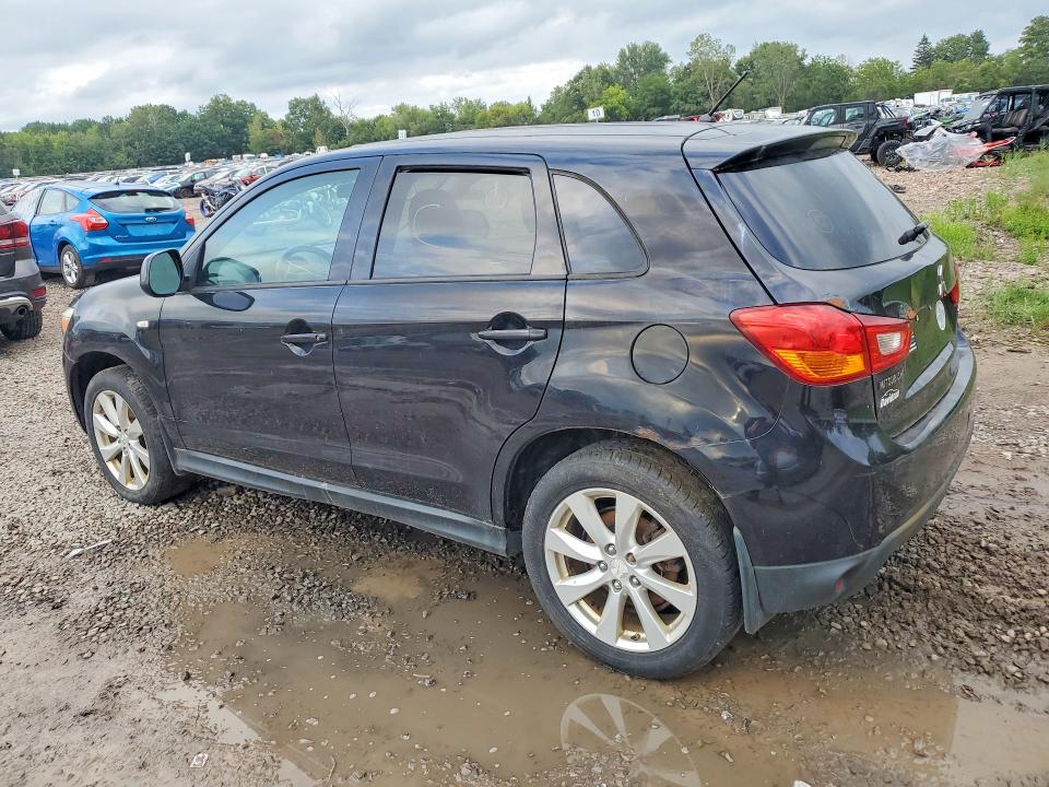 Photo 2 from auction – 2015 MITSUBISHI OUTLANDER SPORT with VIN 4A4AR3AU7FE015855