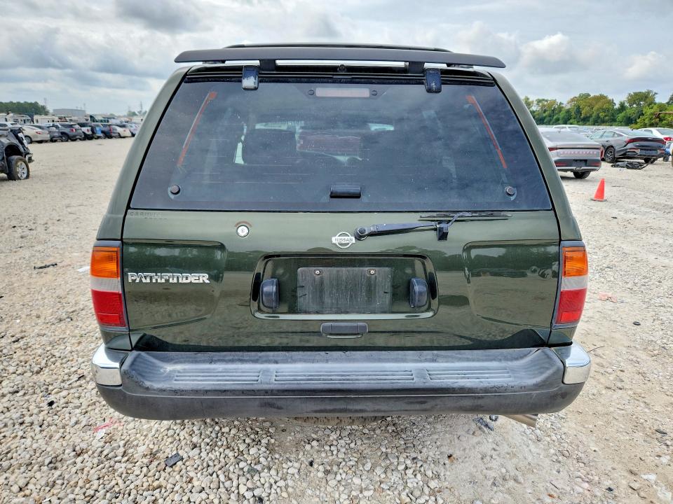 Photo 6 from auction – 1998 NISSAN PATHFINDER with VIN JN8AR05S6WW285401