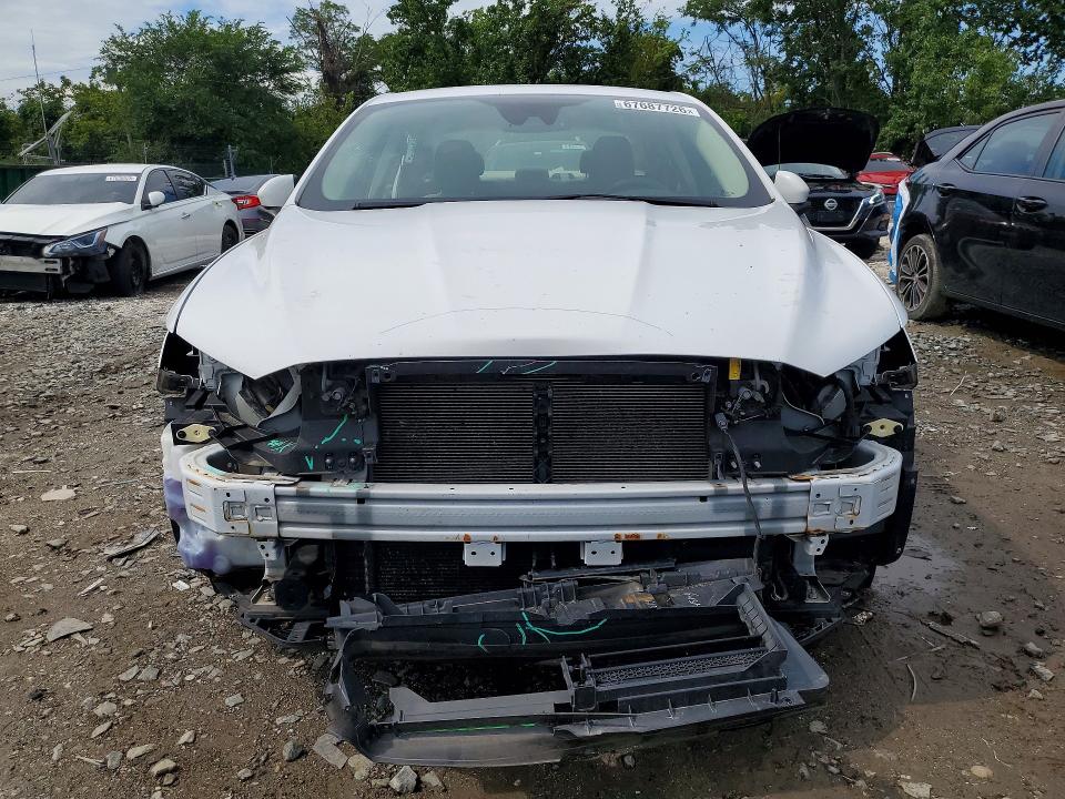 Photo 5 from auction – 2020 FORD FUSION with VIN 3FA6P0HD7LR104976
