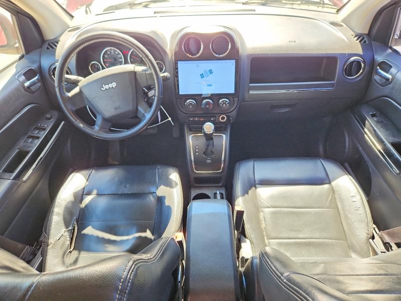 Снимка 8 от търг – 2010 JEEP COMPASS с VIN 1J4NT5FBXAD505258