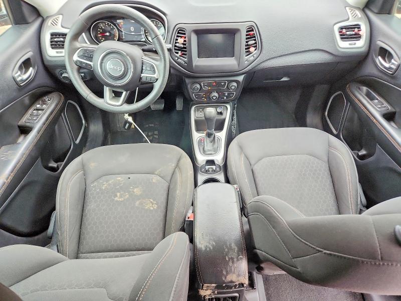 Zdjęcie 8 z aukcji – 2018 JEEP COMPASS z VIN 3C4NJCABXJT286111