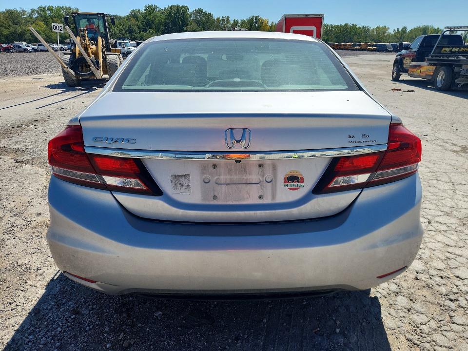 Снимка 6 от търг – 2013 HONDA CIVIC с VIN 19XFB2F5XDE041154