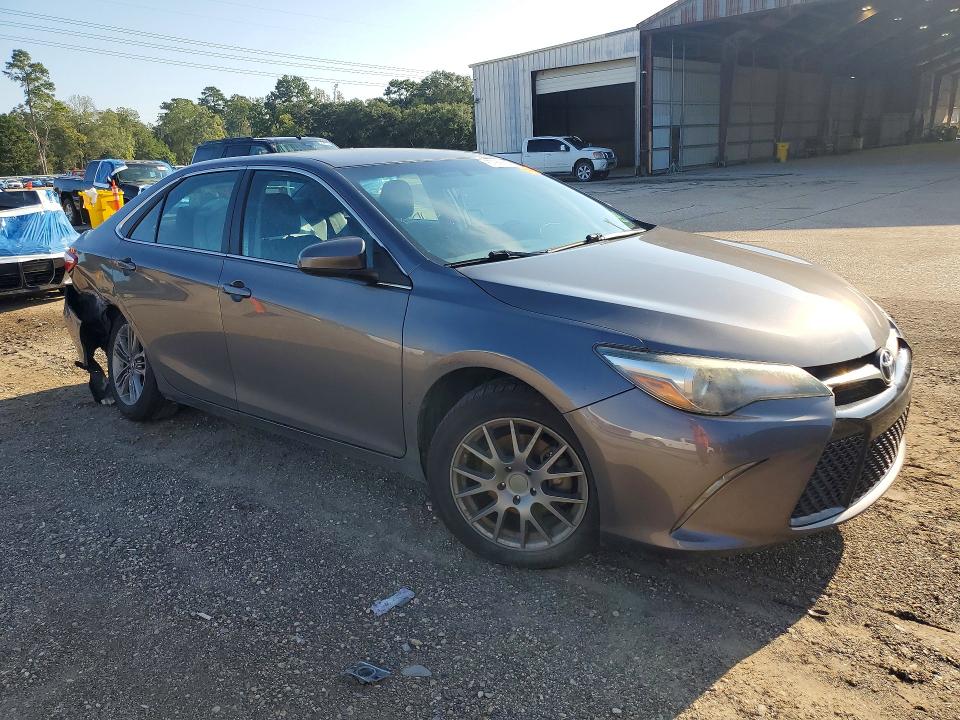 Photo 4 from auction – 2017 TOYOTA CAMRY with VIN 4T1BF1FK9HU736246