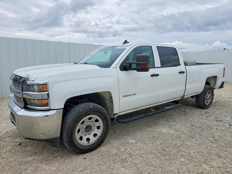 CHEVROLET SILVERADO 2019 with VIN 1GC1CREG3KF188308 - Photo from auction
