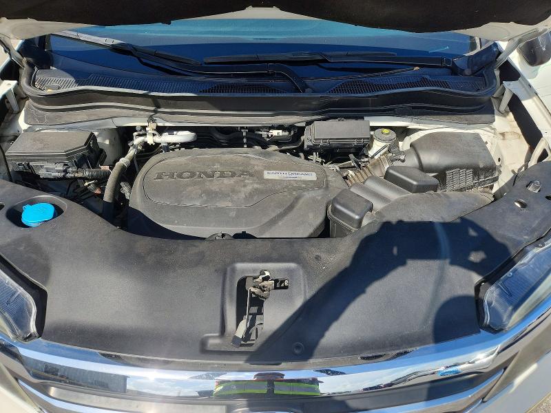 Photo 12 from auction – 2017 HONDA PILOT with VIN 5FNYF6H34HB061089
