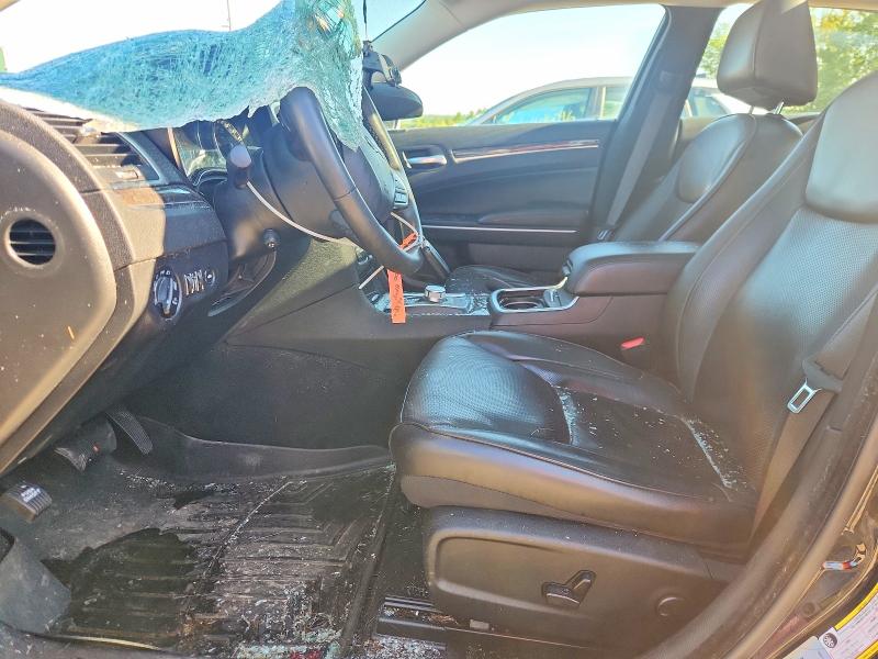 Foto 7 de la subasta – 2023 CHRYSLER 300 con VIN 2C3CCASG5PH549031