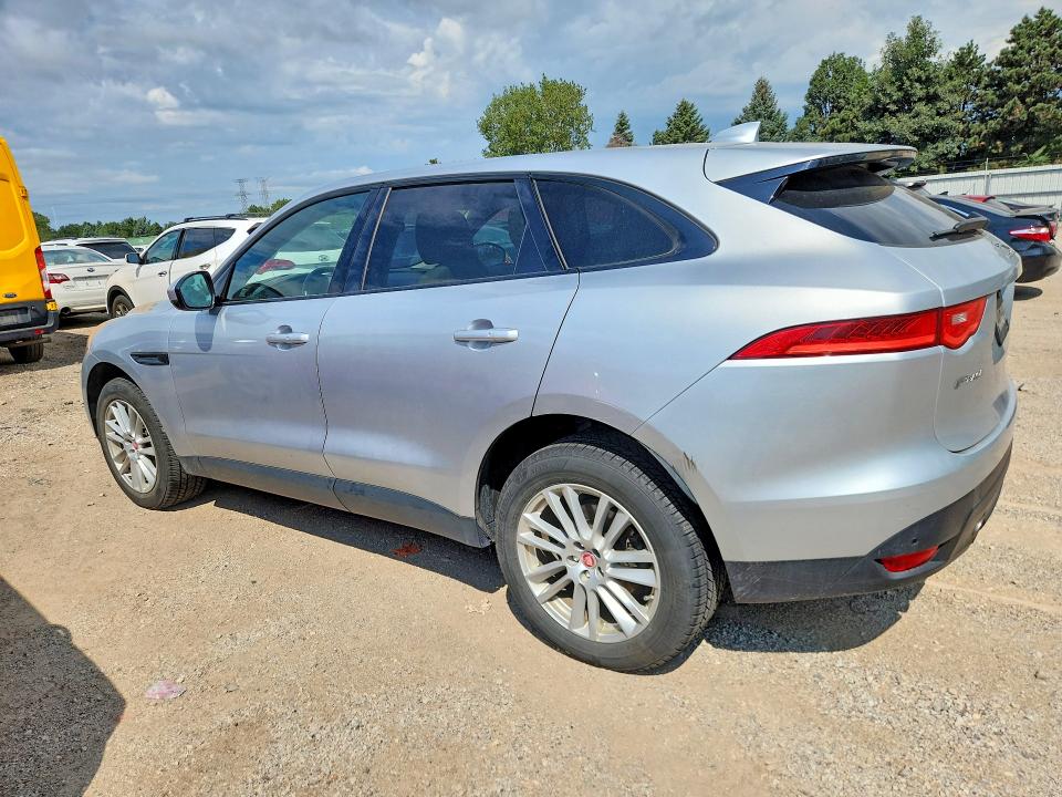 Photo 2 from auction – 2017 JAGUAR F-PACE with VIN SADCK2BV6HA085660
