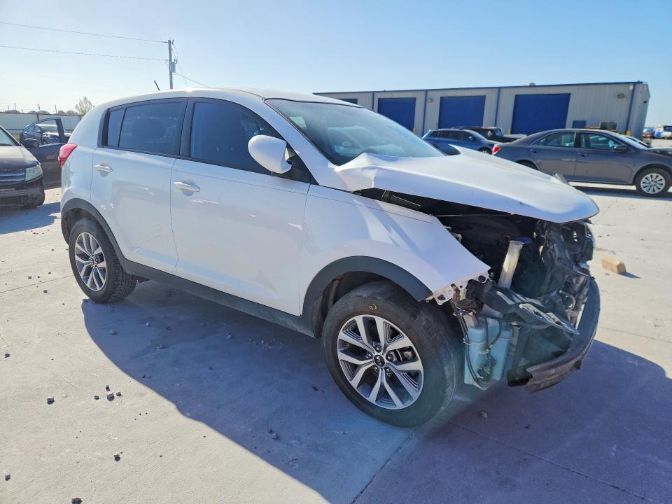 Photo 4 from auction – 2016 KIA SPORTAGE with VIN KNDPB3AC9G7858801