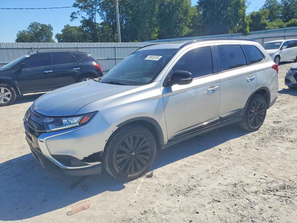 MITSUBISHI OUTLANDER 2020 with VIN JA4AZ3A30LZ030467 - Photo from auction