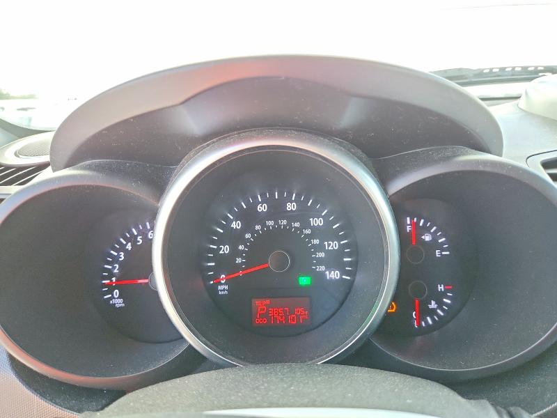 Фото 9 с аукциона – 2012 KIA SOUL с VIN KNDJT2A6XC7412108