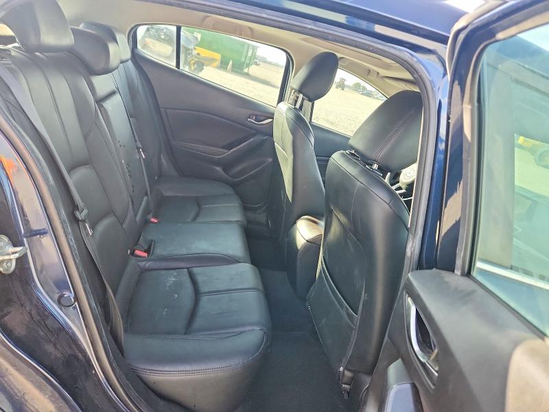 Foto 10 de la subasta – 2017 MAZDA 3 con VIN 3MZBN1L31HM152025