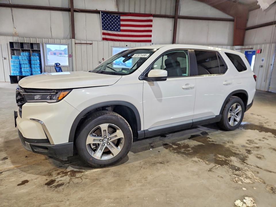 HONDA PILOT 2025 с VIN 5FNYG1H42SB189444 - Снимка от търг