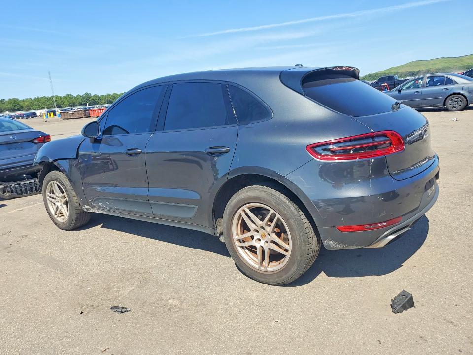 Photo 2 from auction – 2017 PORSCHE MACAN with VIN WP1AA2A58HLB09354