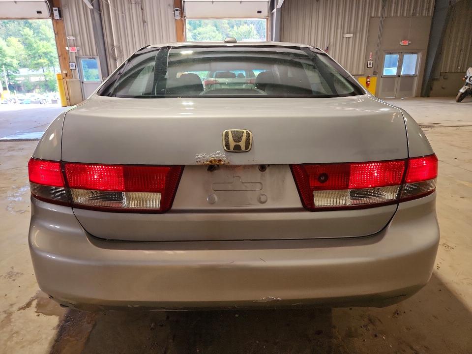 Photo 6 from auction – 2004 HONDA ACCORD with VIN 1HGCM56874A120004