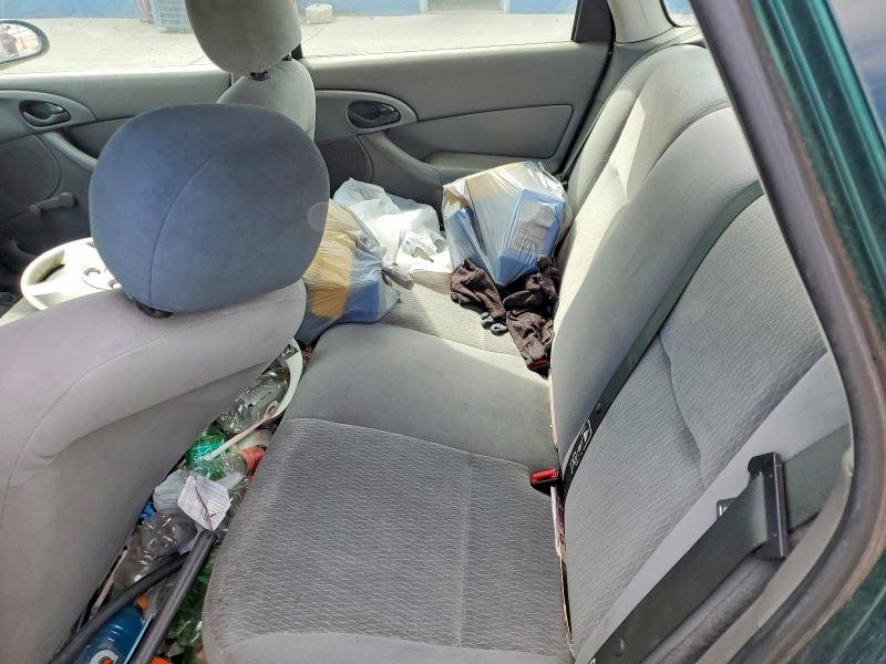 Photo 10 from auction – 2001 FORD FOCUS with VIN 1FAFP33P71W156959