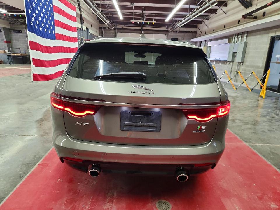 Photo 6 from auction – 2018 JAGUAR XF with VIN SAJBM2FV5JCY63888