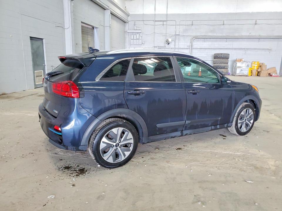 Photo 3 from auction – 2022 KIA NIRO EV with VIN KNDCC3LG1N5160414